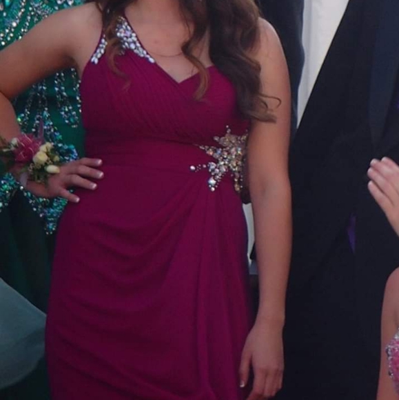 Beautiful prom dress - Picture 4 of 4